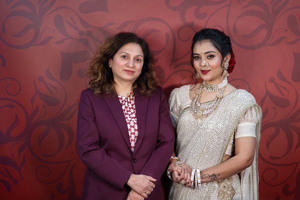 Vaishanvi Bridal Studio Basic Makeup Workshop Course