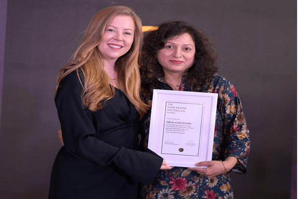 Reason to Choose Vaishnavi Studio - Learn From International Certified Makeup & Hair Artist